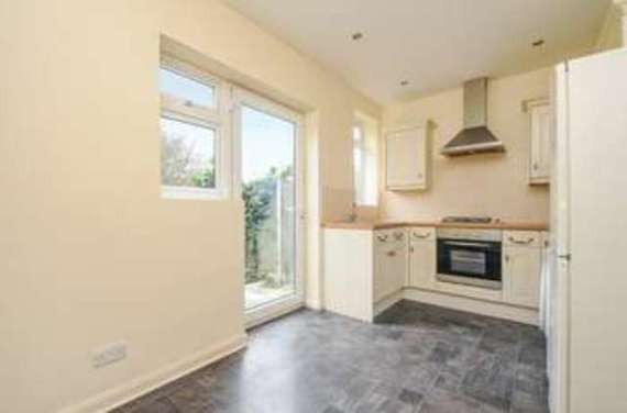 2 bedroom Detached t...